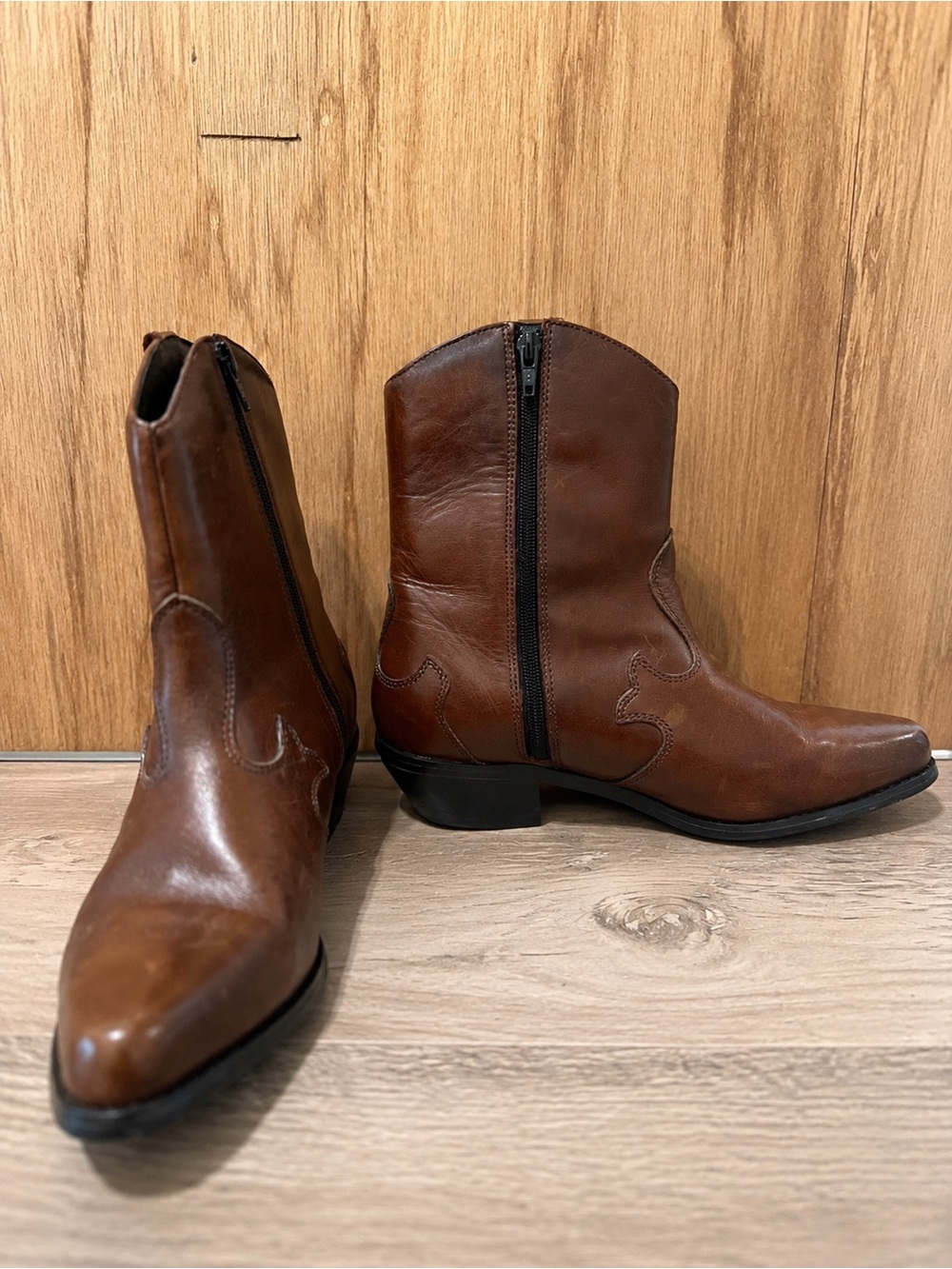 Dingo Women’s Brown Western Ankle Boots – Size 9M – Leather - Picture 4 of 5